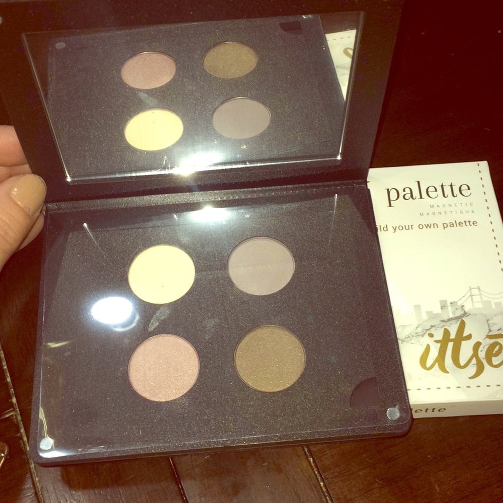 Eyeshadow magnetic palette!!